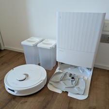 Roborock Qrevo Robot Aspirapolvere e Lavapavimenti con Base di pulizia