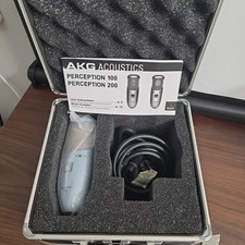 Microfono a condensatore AKG