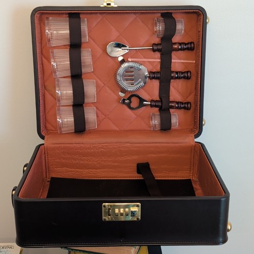 Destination locking travel - locking,