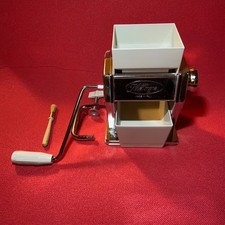 Mulino a rulli per fare farine da grani e fiocchi da grano, malto, riso, segale