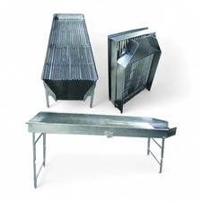 Defogliatore manuale per olive in acciaio zincato con scivolo e gambe 191x60xH97