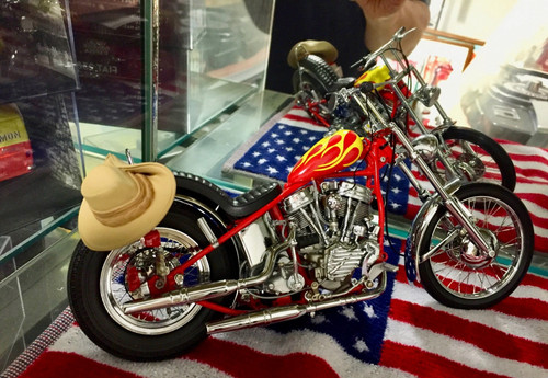 Modellino scala harley - 1:10,