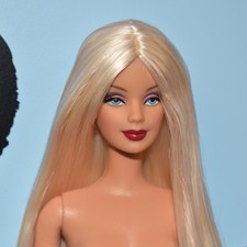 Barbie Red Hot Diva Collection #56707 - Capelli lunghi biondi rossi con punta, occhi azzurri