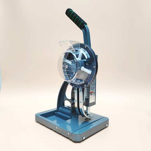 Macchina per occhielli