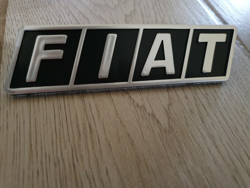 Fregio anteriore fiat in - anteriore,