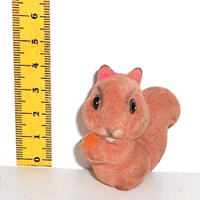 Mister Day Parmalat 80s scoiattolo rosa pelosino mini plastica sorpresina