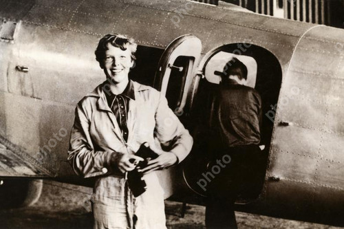 Pilote amelia earhart photo - pilote,