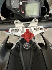 GIVI S901A SUPPORTO IN ALLUMINIO PER PORTA NAVIGATORE/SMARTPHONE UNIVERSALE