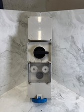 ILME KI 3263 IB5 Presa Interbloccata 32A 3P 220V + Piastra 1453TB