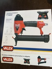 sparachiodi aria compressa