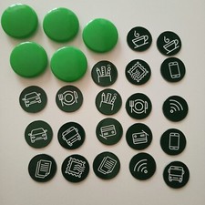 25 Magneti Calamite Servizi Carta Patinata 3 ø Cm Verdi Plastica 4 Ø cm Usati