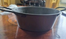 Pentola in rame antica con