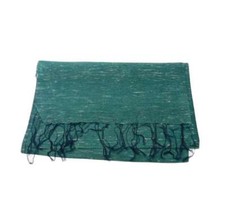 Elegante stola di seta verde acqua tiffa bellissima d'effetto grezzo taffeta