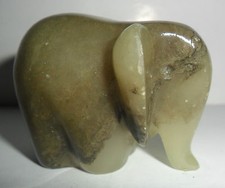 Vecchio elefande in pietra dura lavorazione orientale