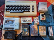 Commodore Vic 20 con Joystick