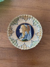 Molaroni Ceramiche Artistiche. Pesaro. 1880-1910 Bellissimo piatto in ceramica. 9"