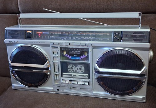 Sharp 9000h boombox radio - boombox,