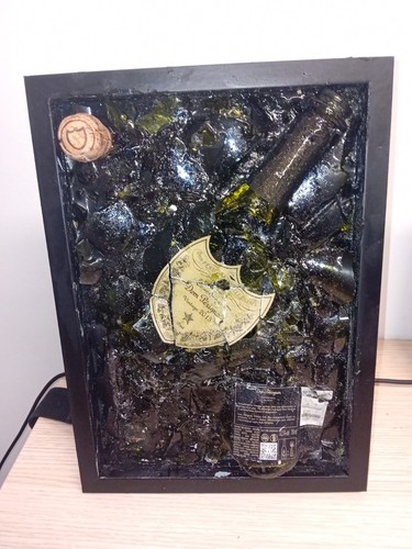 Quadro resina con - resina, bottiglia