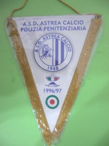 Gagliardetto calcio astrea - calcio,