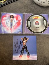 Katy Perry autografata a mano