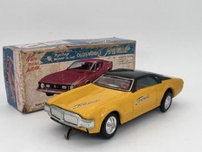 auto in latta AL-ES Japan anni