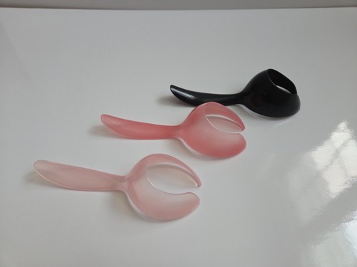 Tupperware egg scoop - scoop, lifter