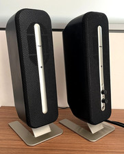 Casse Trust SP-2600 - 7W RMS potenti e bassi profondi, stand metallico di Design