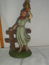 Statuina Presepe in cartapesta serie cm. 20 donna con brocca