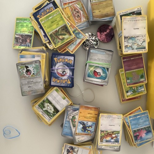 Vendo lotto kilo pokemon - di,
