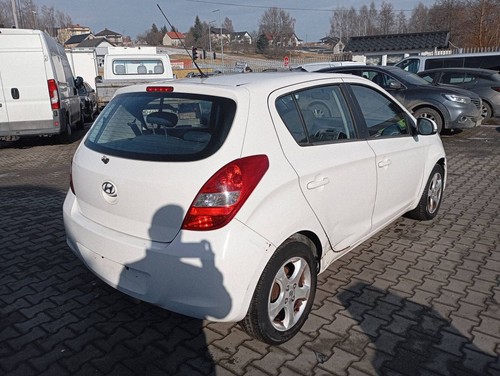 Hyundai i20 2011 - hyundai,