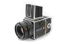 Fotocamera analogica Hasselblad 503 CW Millennium Edition con 80 CFE