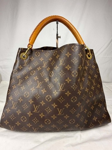Louis vuitton monogram - louis,