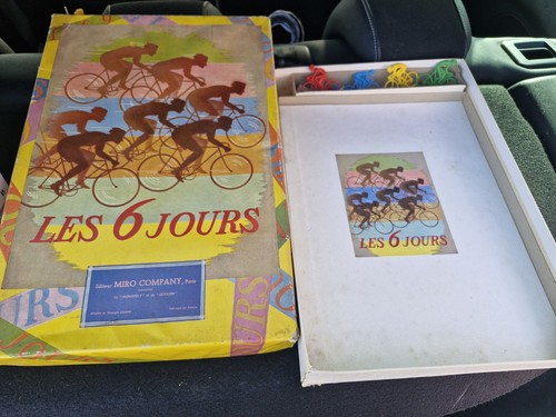 Rare jeu coureurs - coureurs, cyclistes