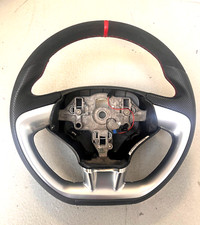 Volante volante in pelle