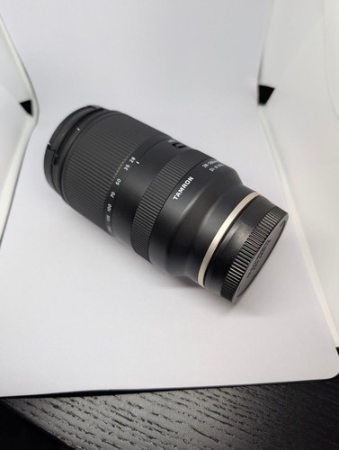 Tamron 200mm 5 6 - f/2.8-5.6, di