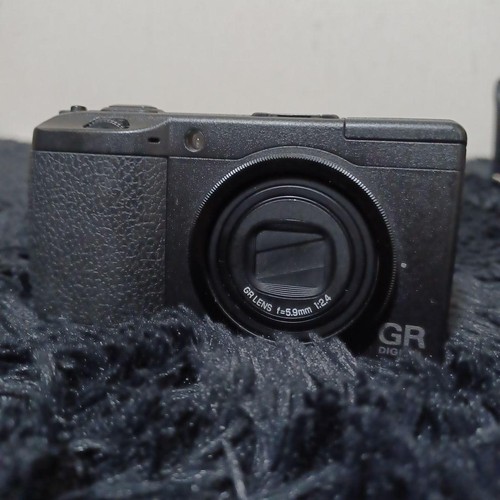 Fotocamera digitale compatta