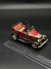 Vintage. Metallo, auto