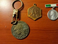 Medaglie varie, portachiave d'epoca, oggettistica, collezione