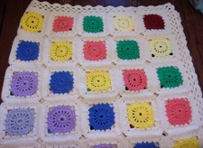 Coperta bianca uncinetto nonna