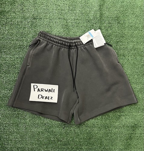 Nike tech fleece shorts loose - tech,