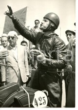 1953 ROMA MILANO-TARANTO MOTOCICLISMO Scuderia GUZZI - GASPERINI al rifornimento