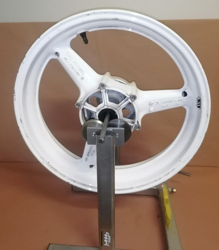 Front wheel 17x3 - front,