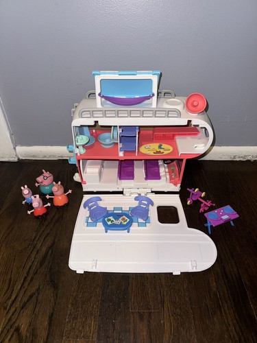 Peppa pig motor home play - pig,