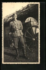 Foto-AK Soldato In Uniforme