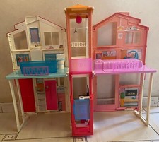 La Casa Vacanza Glam di Barbie Mattel, 3-story Townhouse Barbie
