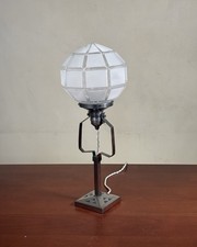 Lampada da tavolo anni ‘20 In stile Art Decò in ottone bianco 