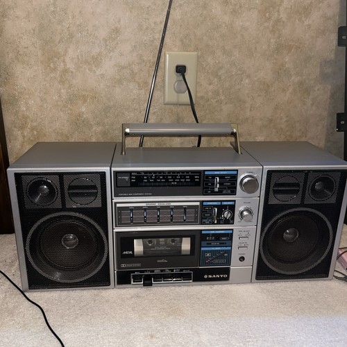 Sanyo c30 boombox lettore - sanyo,