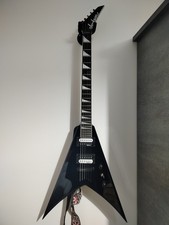 chitarra elettrica flying V jackson usata