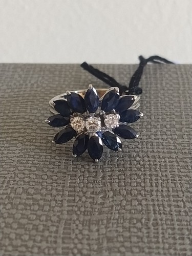 Anello fantasia con diamanti