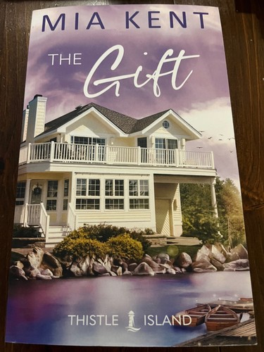 Books the gift mia - books;,
